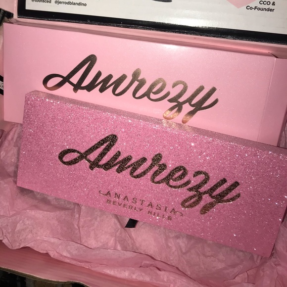 Anastasia Beverly Hills Other - Anastasia Beverly Hills amezy pallete